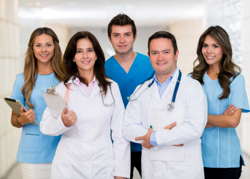 How Indian Healthcare Uniform Suppliers Are Meeting Global Standards